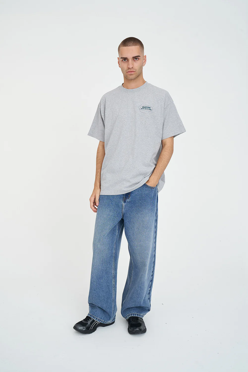BLOCK TEE 220/LOCAL GREY MARLE - Image 3
